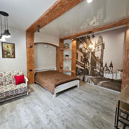 Apartment On Horodotska Street 利沃夫 外观 照片